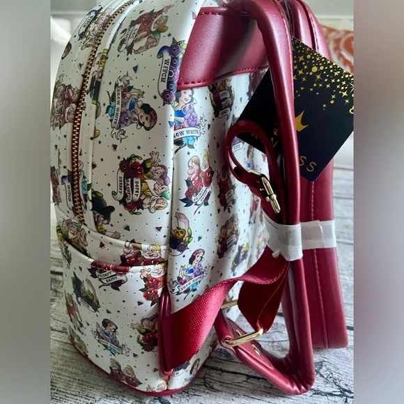 NWT! Disney Princess COLLECTION EXCLUSIVE Snow White Backpack - Picture 3 of 8